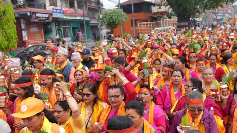 पोखरामा ११ हजार कलशसहितको विशाल शोभा कलश यात्रा भव्य रूपमा सम्पन्न